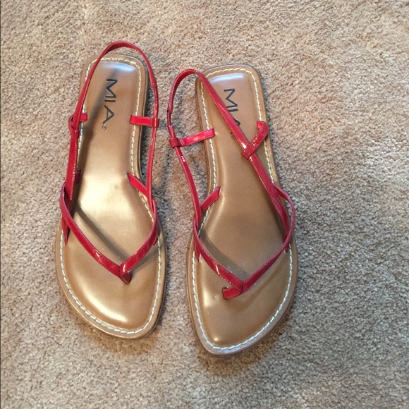 Cute red sandals by Mia - Picture 1 of 2
